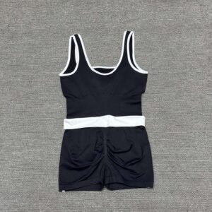 Alo - Combinaison sport short ceinture contrastée - Noir
