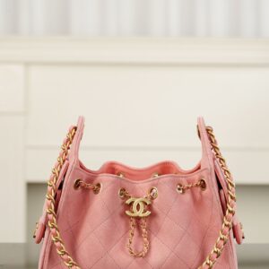 Chanel - Sac hobo - Rose corail matelassé